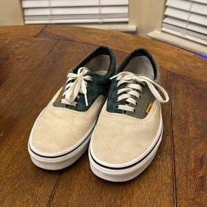 Men’s 9.5M Suede and Canvas Grey/Green Checkerboard Vans